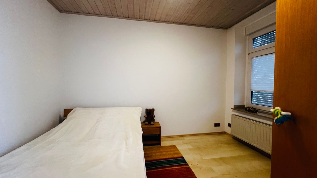 Schlafzimmer UG